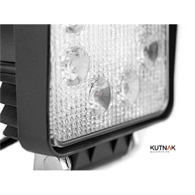 Munkalámpa 8x3W LED 24W 1400 LUMEN 12/24V 110x110 terítő fénnyel 